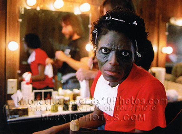 MICHAEL JACKSON  THRILLER MAKEUPCHAIR (2) RARE 8x10 PHOTOS