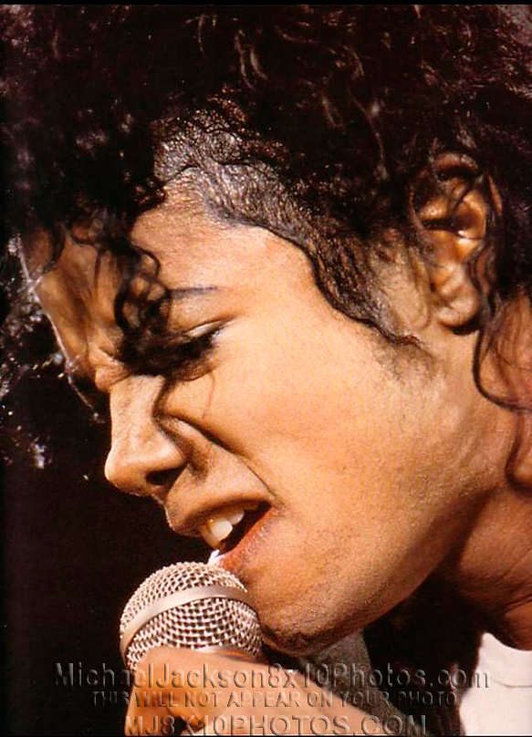 MICHAEL JACKSON UpreallyCLOSE ONtheMIC (1) RARE 8x10 PHOTO