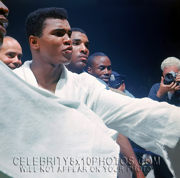 MUHAMMAD ALI 1965 BEATS SONNY LISTIN (4) RARE 8x10 PHOTOS