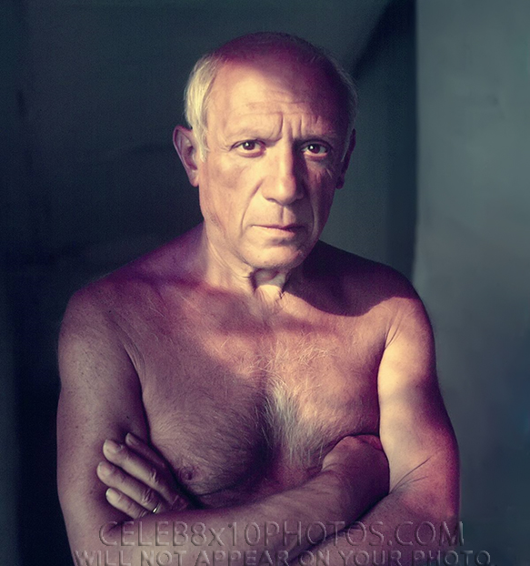 PABLO PICASSO 1949 WORKING SHIRTLESS (2) RARE 8x10 PHOTOS 