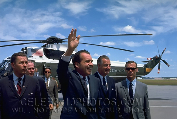 RICHARD M NIXON 1968 onCampaign Trail (3) RARE 8x10 PHOTOS