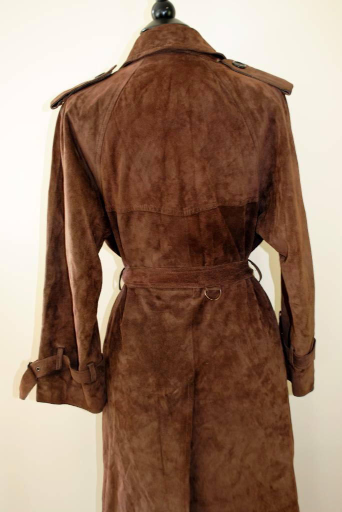 roxyshouseofvintage : Vintage Suede leather Coat jacket by Beged-Or ...